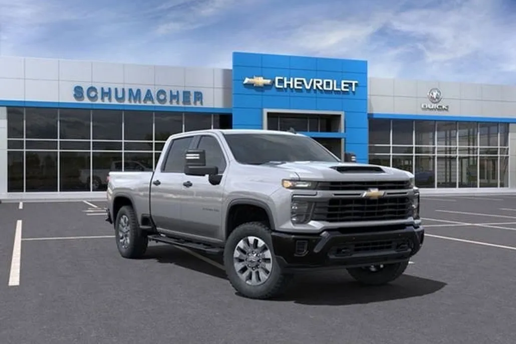 2025 Chevrolet Silverado 2500HD Custom photo 1