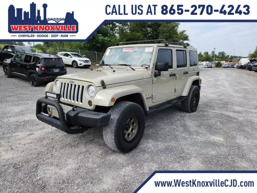 2017 Jeep Wrangler Unlimited Sahara photo 1