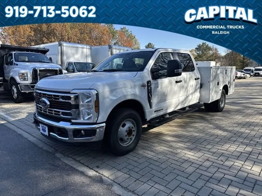 2024 Ford F-350 photo 1
