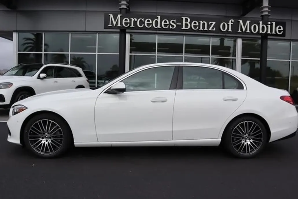 2024 Mercedes Benz C 300 4MATIC Sedan photo 1