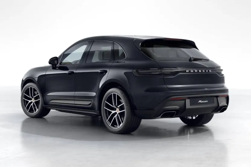 2026 Porsche Macan T photo 1