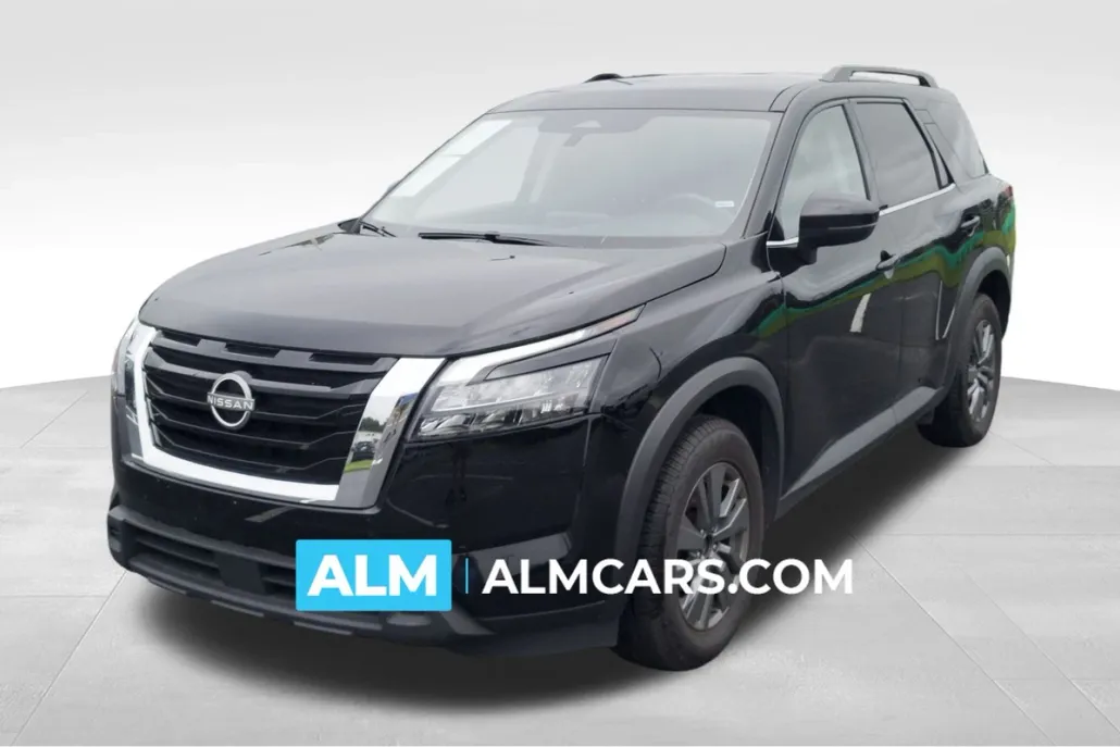 2024 Nissan Pathfinder SV photo 1