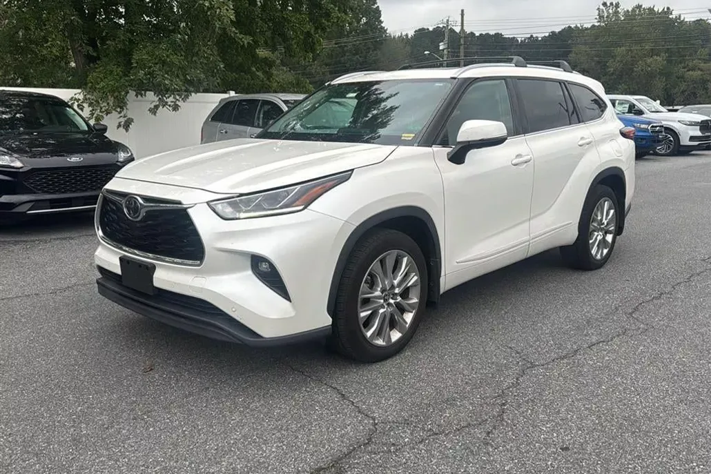 2020 Toyota Highlander Limited photo 1