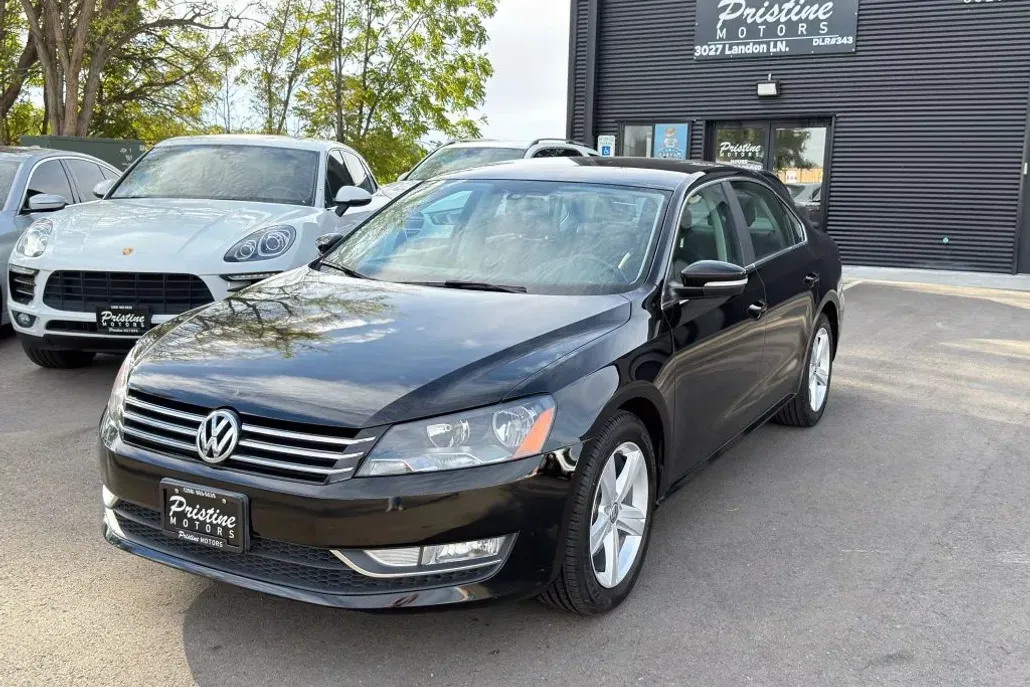 2015 Volkswagen Passat Limited photo 1