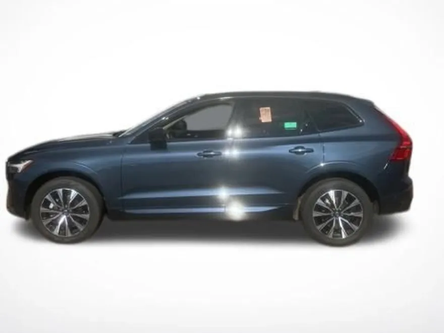 2025 Volvo XC60 B5 Plus photo 1