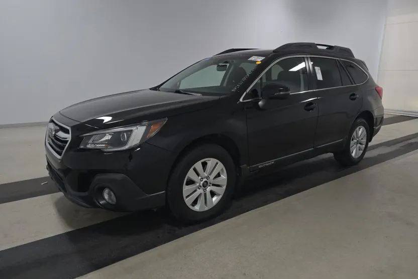 2019 Subaru Outback 2.5i Premium photo 1