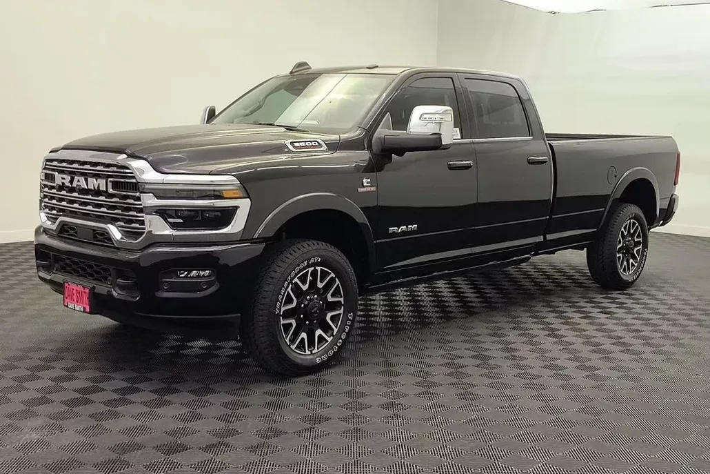 2025 Ram 3500 Longhorn photo 1