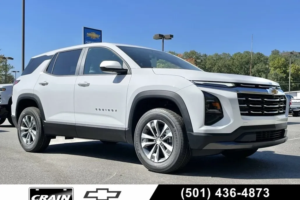 2026 Chevrolet Equinox LT photo 1