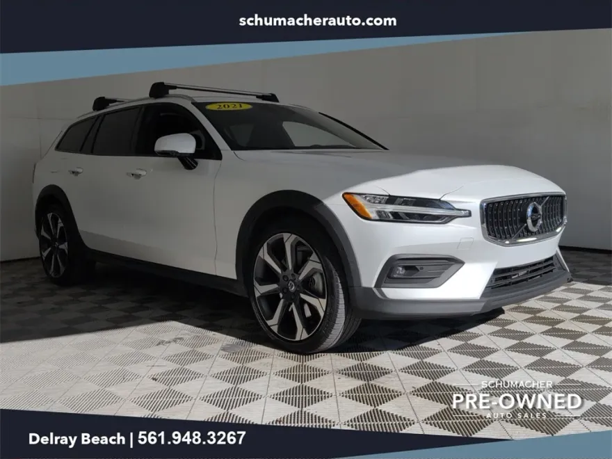 2021 Volvo V60 Cross Country T5 photo 1