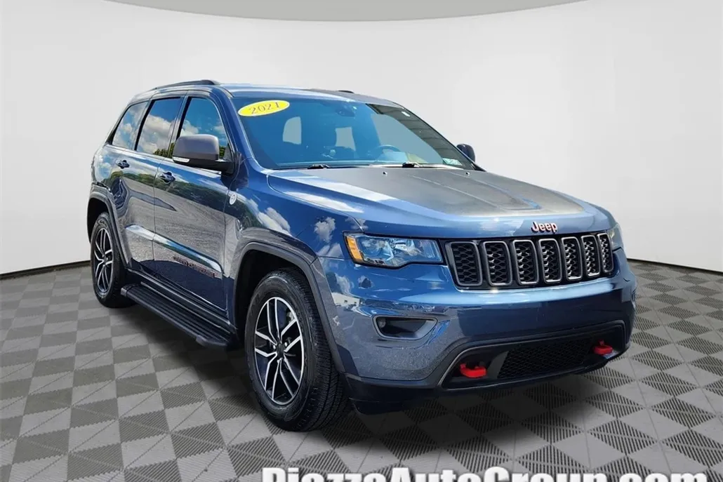 2021 Jeep Grand Cherokee Trailhawk photo 1