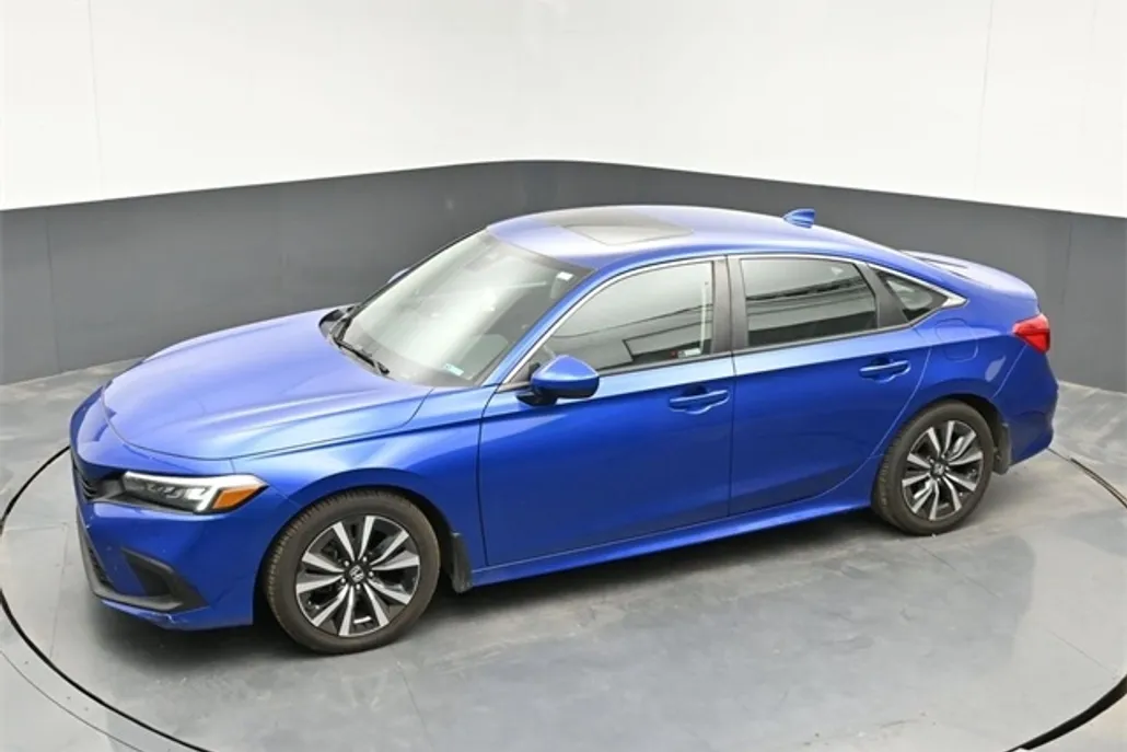 2022 Honda Civic EX photo 1