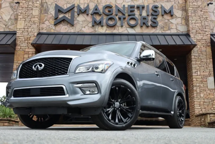 2017 Infiniti QX80 photo 1