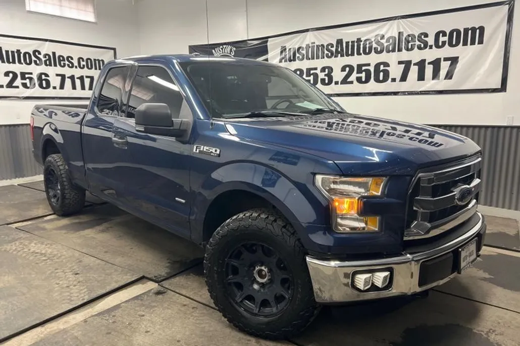 2015 Ford F-150 XLT photo 1
