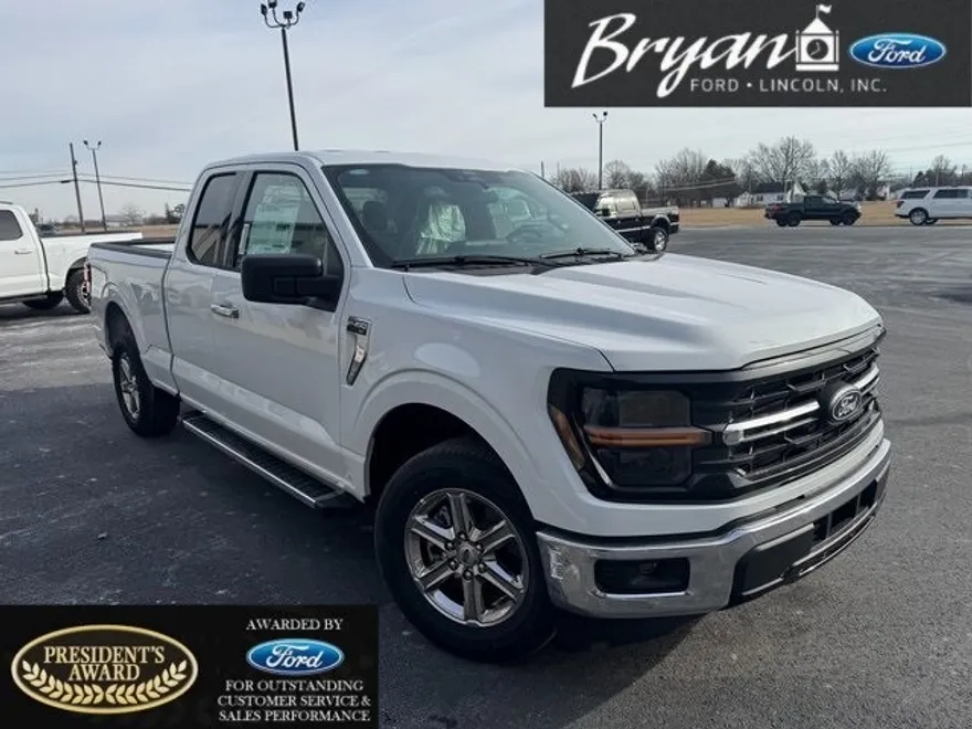 2025 Ford F-150 XLT photo 1