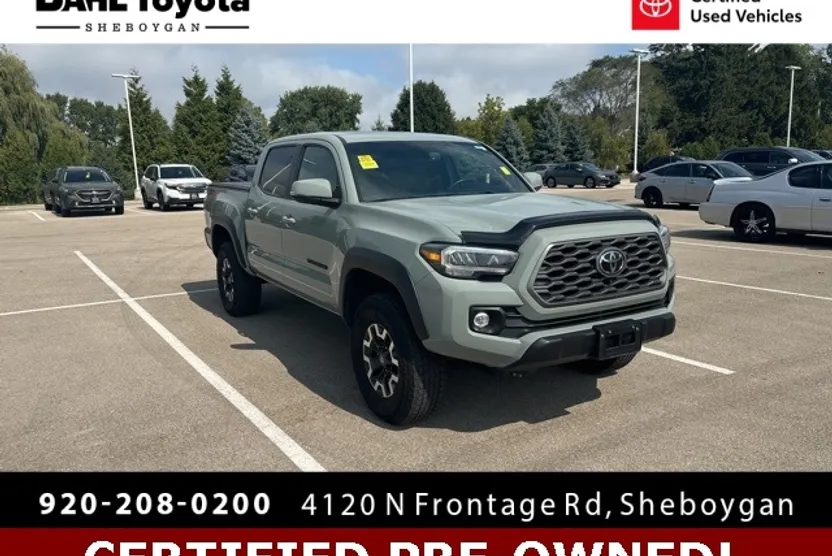 2022 Toyota Tacoma TRD Off-Road photo 1