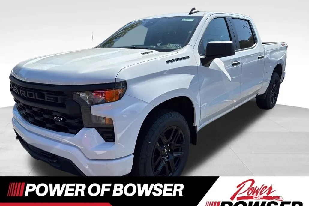 2025 Chevrolet Silverado 1500 Custom photo 1