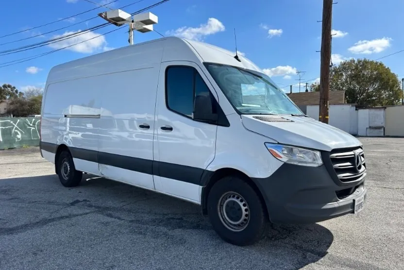 2022 Mercedes Benz Sprinter 2500 photo 1
