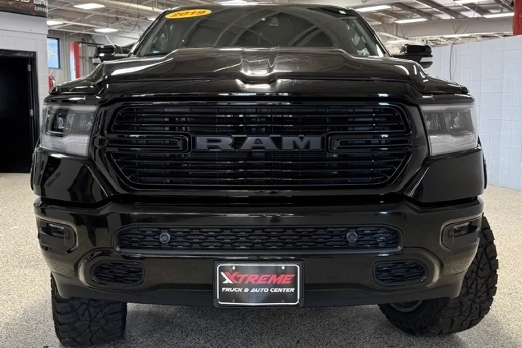 2019 Ram 1500 Sport photo 1