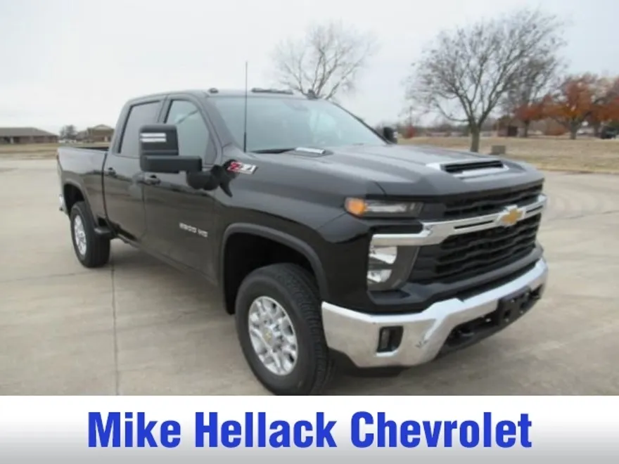 2025 Chevrolet Silverado 2500HD LT photo 1