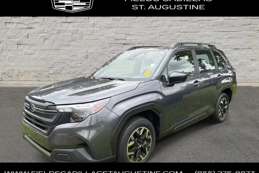 2025 Subaru Forester Base photo 1
