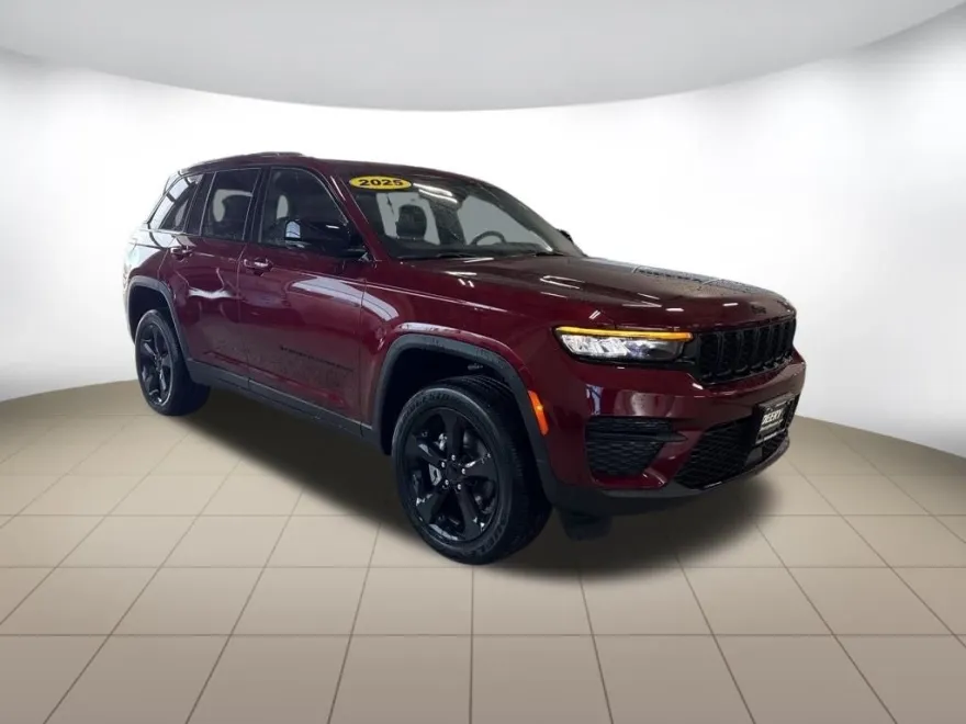 2025 Jeep Grand Cherokee Altitude X photo 1