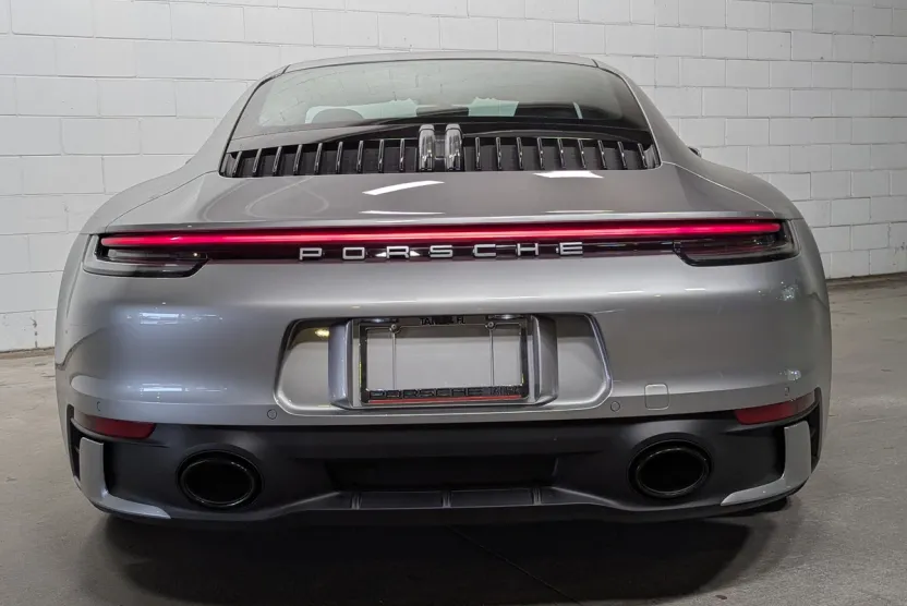 2024 Porsche 911 T 4 photo 1