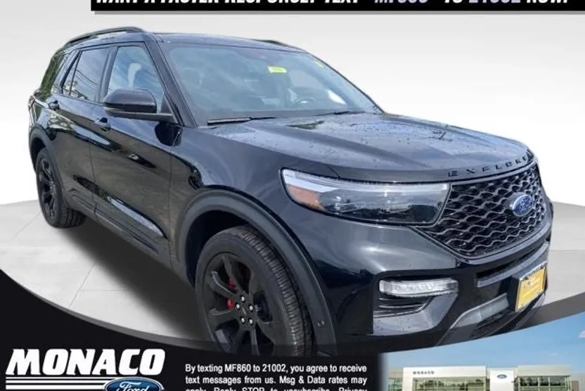 2022 Ford Explorer ST photo 1