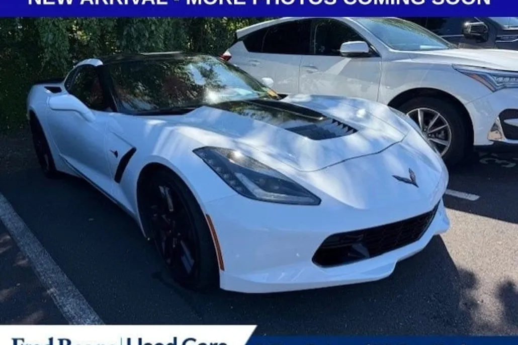 2019 Chevrolet Corvette Stingray 2LT photo 1