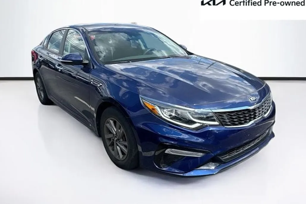 2020 Kia Optima LX photo 1