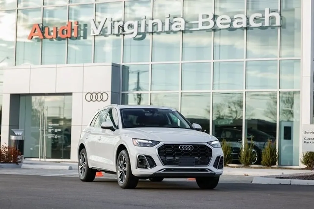 2025 Audi Q5 45 S line Premium photo 1