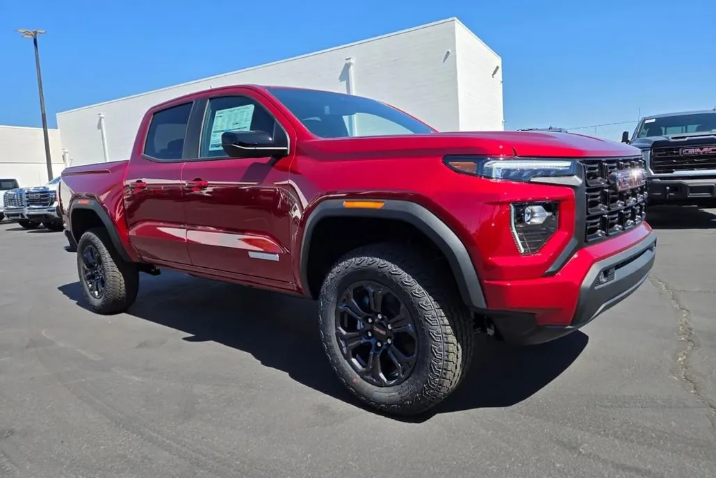 2025 Gmc Canyon Elevation photo 1
