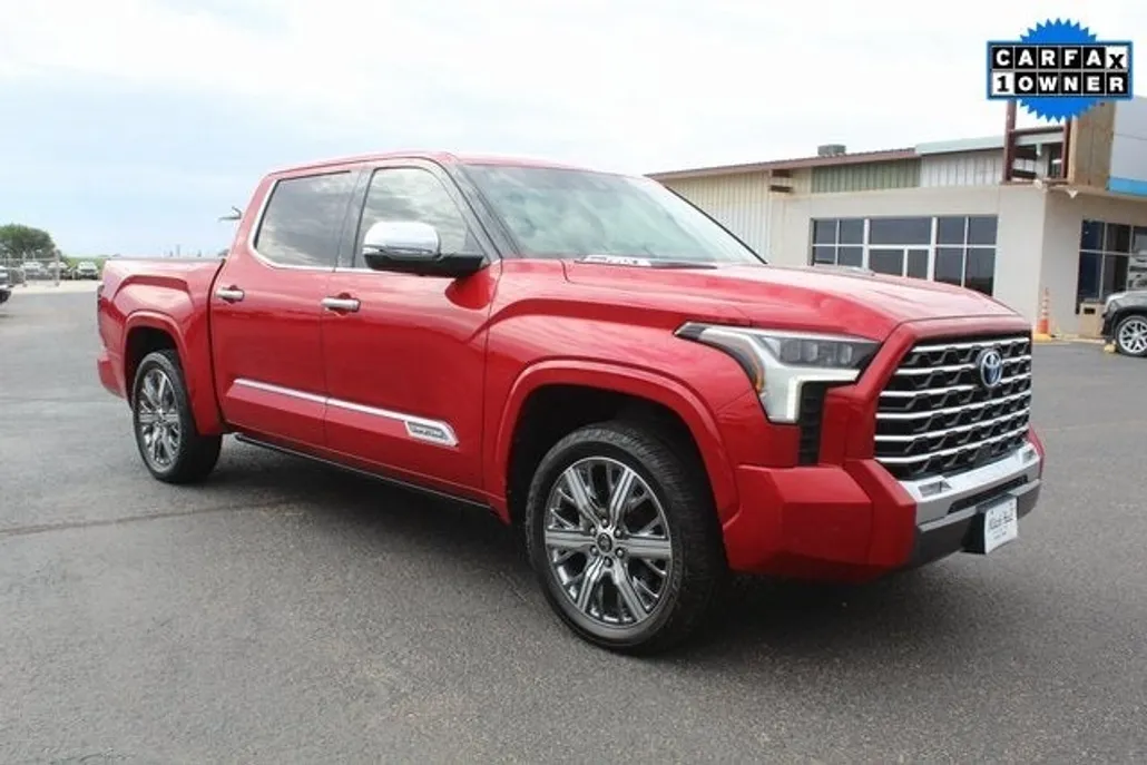 2022 Toyota Tundra CapStone photo 1
