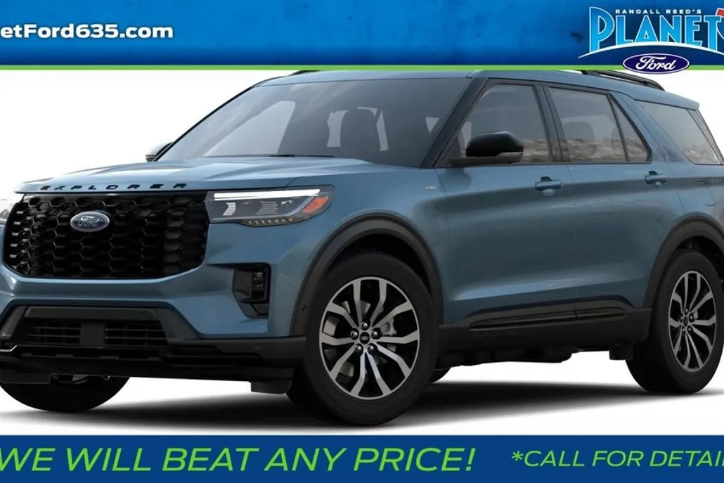 2025 Ford Explorer ST-Line photo 1