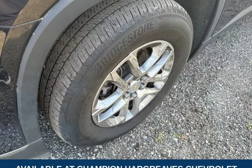 2021 Chevrolet Traverse Cloth photo 1