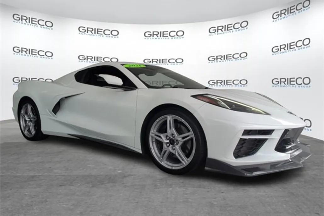 2021 Chevrolet Corvette Stingray 2LT photo 1