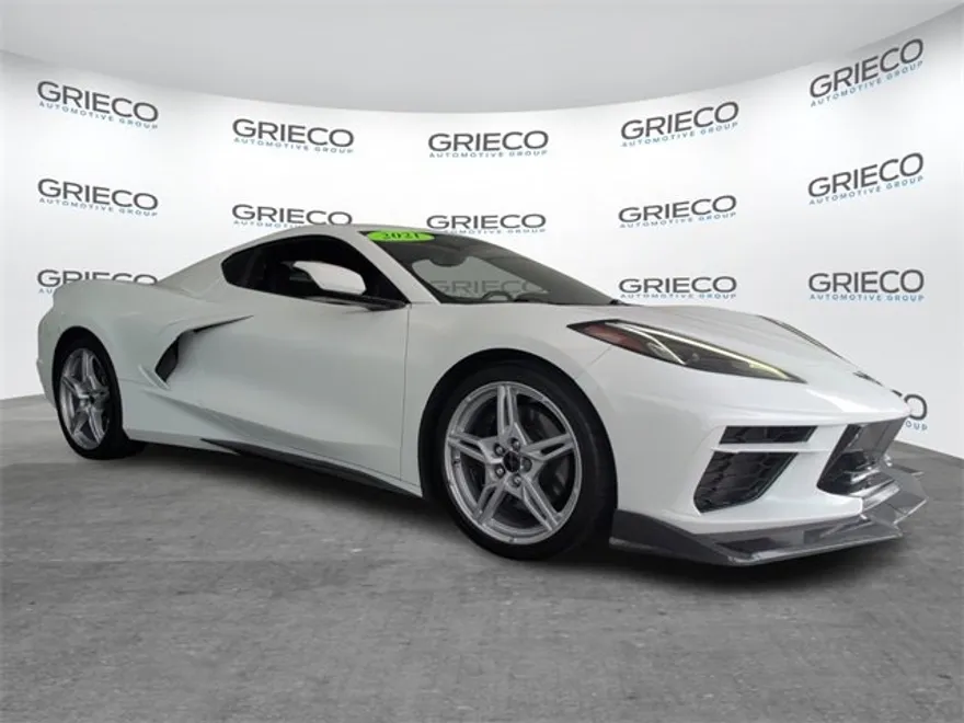 2021 Chevrolet Corvette Stingray 2LT photo 1