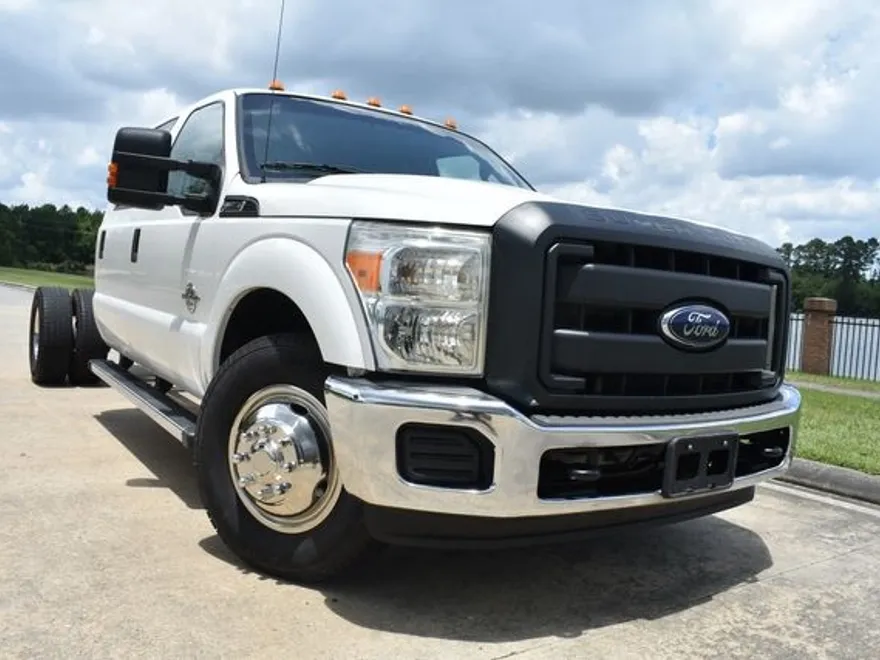 2014 Ford F-350 XL photo 1