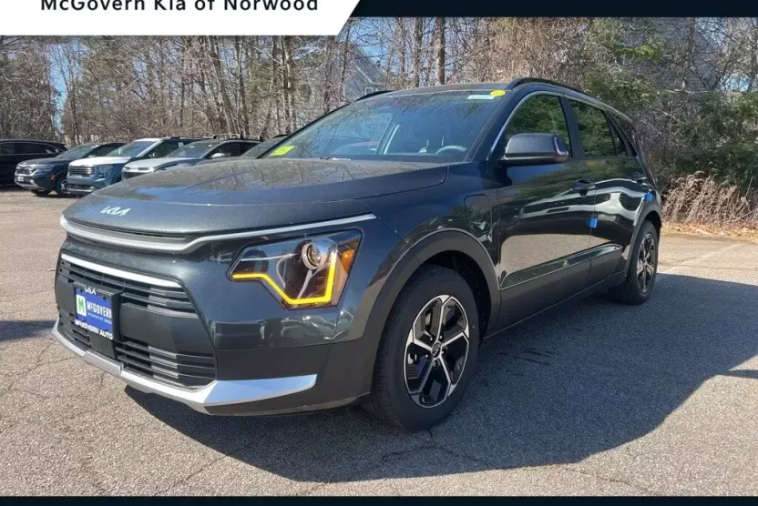2025 Kia Niro Plug-In Hybrid EX photo 1