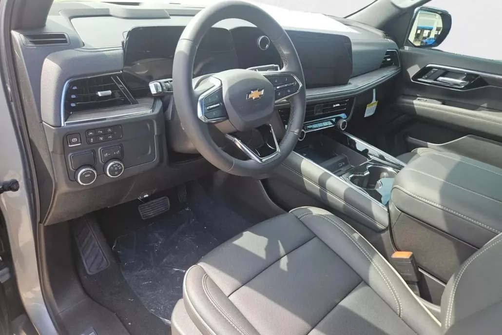 2025 Chevrolet Tahoe Premier photo 1
