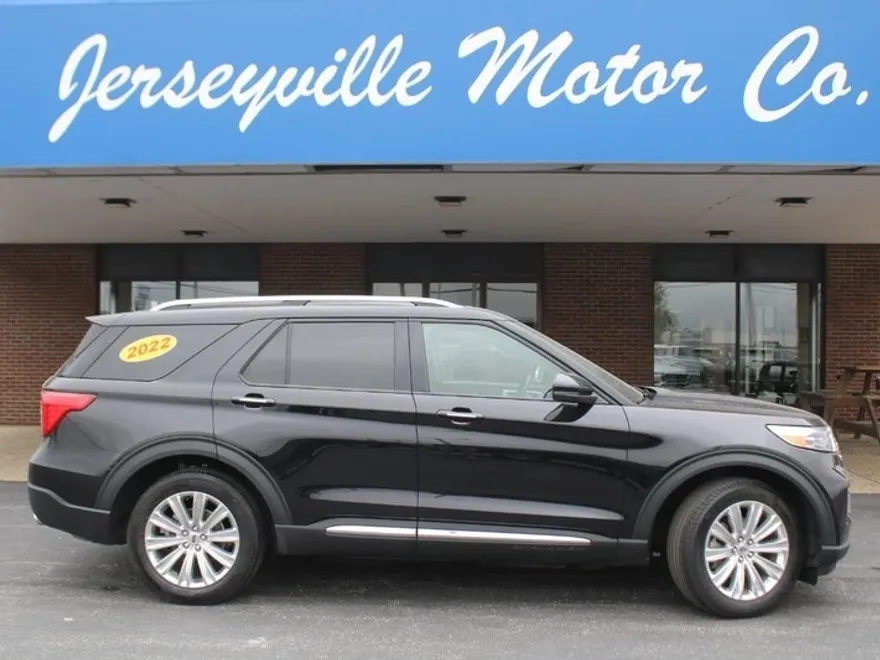 2022 Ford Explorer Limited photo 1