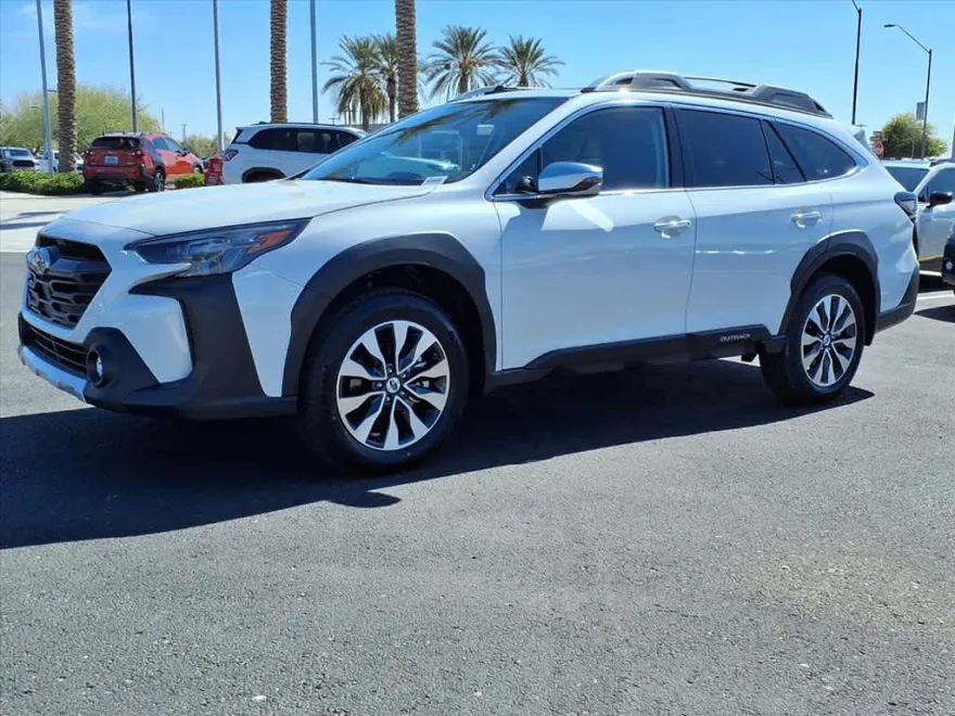 2025 Subaru Outback Touring XT photo 1