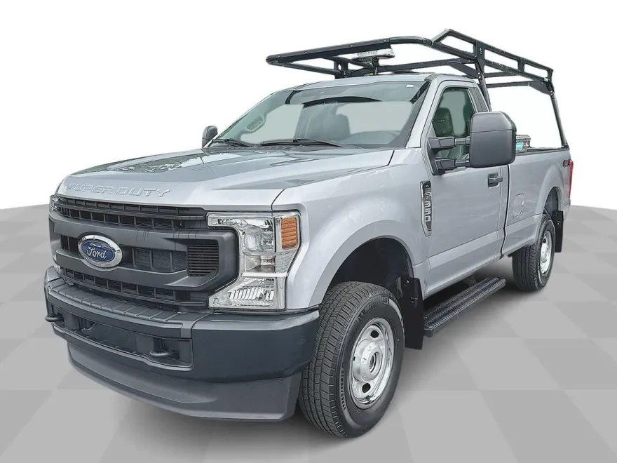 2022 Ford F-350 XL photo 1