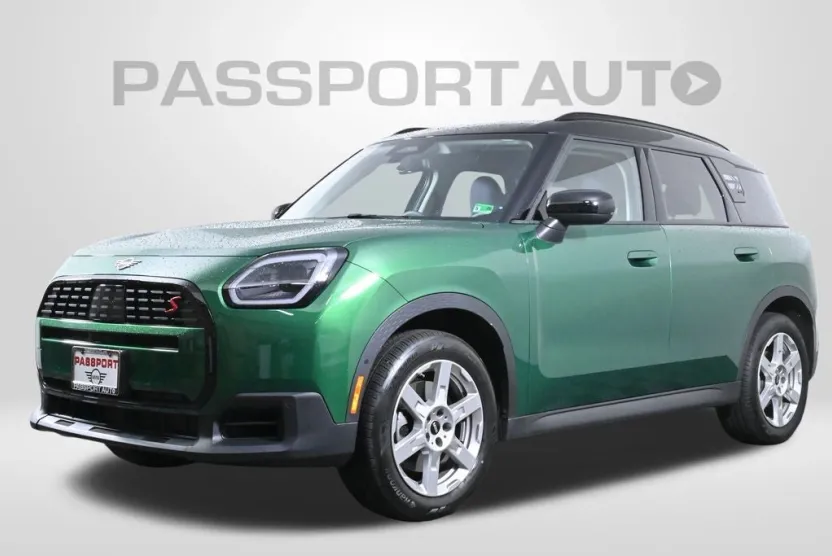 2025 Mini Countryman ALL4 S photo 1