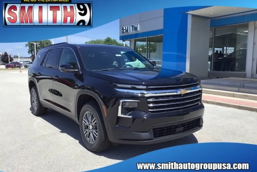 2025 Chevrolet Traverse photo 1