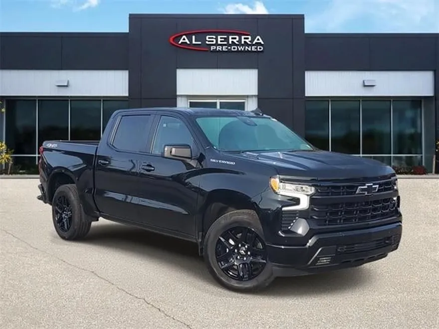 2022 Chevrolet Silverado 1500 RST photo 1