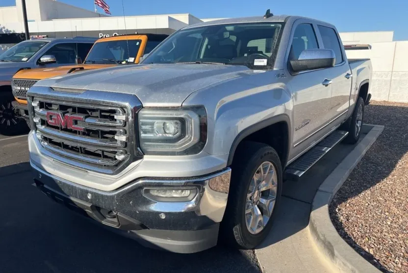 2018 Gmc Sierra 1500 SLT photo 1