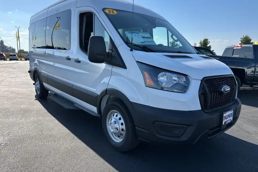2025 Ford Transit photo 1