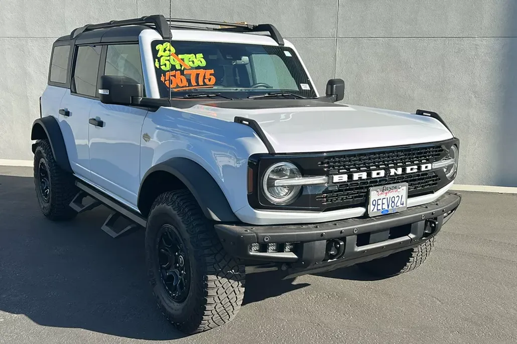 2023 Ford Bronco Wildtrak photo 1