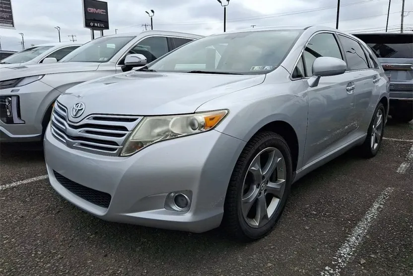 2009 Toyota Venza photo 1