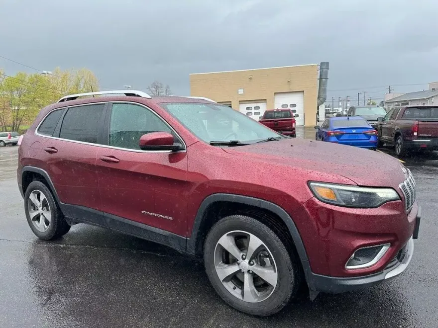 2019 Jeep Cherokee Limited photo 1
